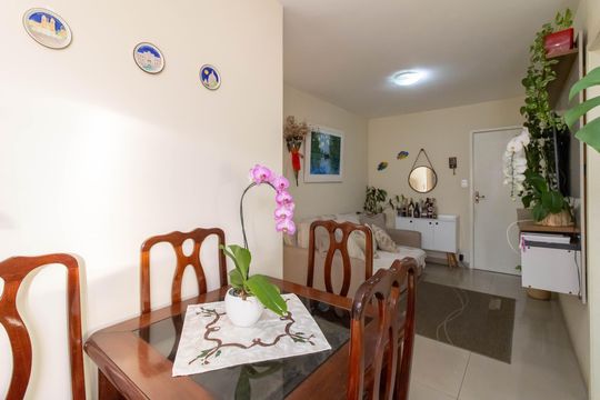Sala de apartamento à venda com 2 quartos, 77m² em Jardim Flor da Montanha, Guarulhos