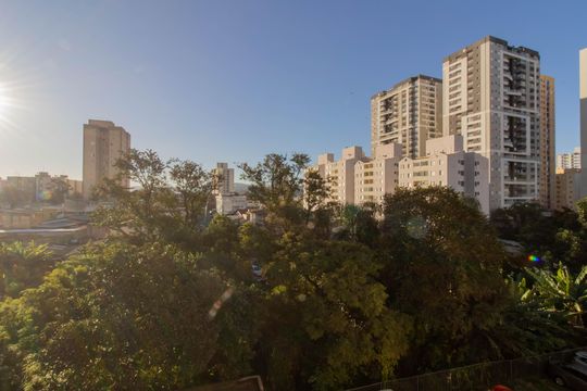 Vista do Quarto 1 de apartamento à venda com 2 quartos, 77m² em Jardim Flor da Montanha, Guarulhos