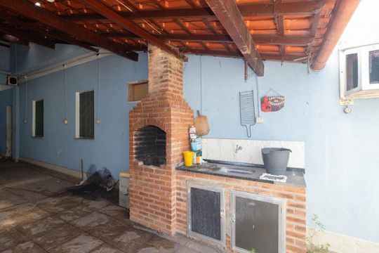 Churrasqueira de casa à venda com 3 quartos, 150m² em Campo Grande, Rio de Janeiro