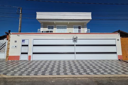 Fachada de casa de condomínio para alugar com 2 quartos, 52m² em Solemar, Praia Grande