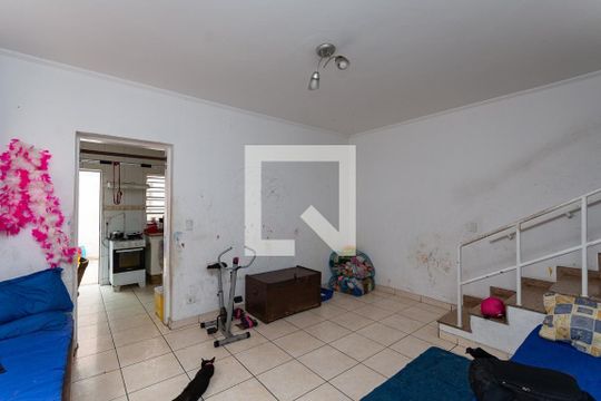 Casa à venda com 3 quartos, 156m² em Vila Romana, São Paulo
