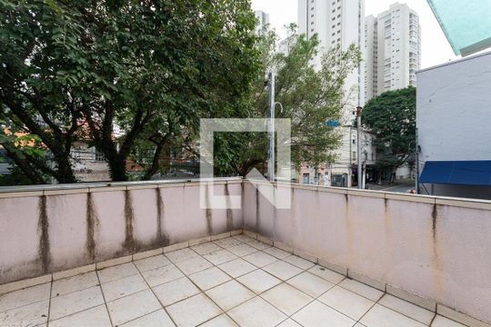 Casa à venda com 3 quartos, 156m² em Vila Romana, São Paulo