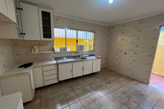 Cozinha de casa à venda com 2 quartos, 78m² em Jardim Paris, São Paulo