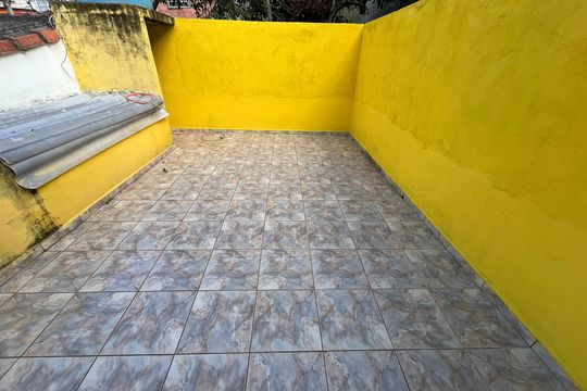 Sacada de casa à venda com 2 quartos, 78m² em Jardim Paris, São Paulo