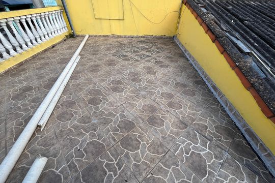 Sacada de casa à venda com 2 quartos, 78m² em Jardim Paris, São Paulo