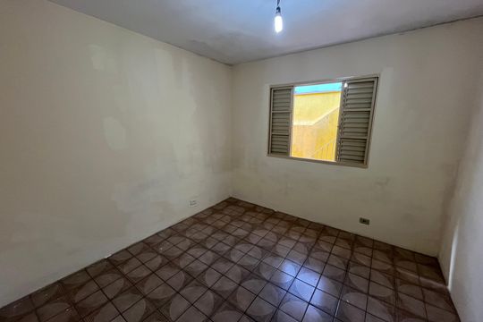 Quarto 1 de casa à venda com 2 quartos, 78m² em Jardim Paris, São Paulo