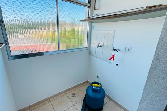 Apartamento para alugar com 2 quartos, 48m² em Jardim Colibri, Cotia