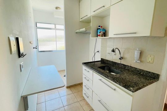Apartamento para alugar com 2 quartos, 48m² em Jardim Colibri, Cotia