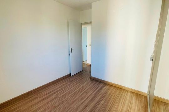 Apartamento para alugar com 2 quartos, 48m² em Jardim Colibri, Cotia