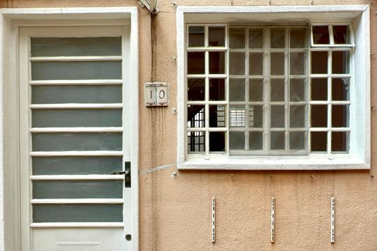 Fachada de casa de condomínio para alugar com 2 quartos, 88m² em Pompeia, São Paulo