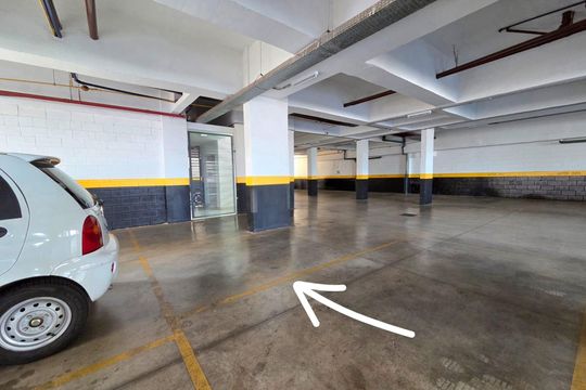 Garagem de apartamento à venda com 2 quartos, 60m² em Cinquentenario, Belo Horizonte