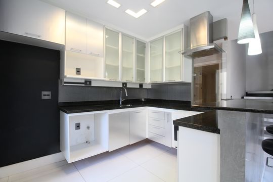 Cozinha de apartamento à venda com 1 quarto, 101m² em Vila Andrade, São Paulo