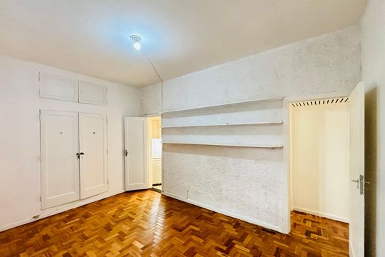Suíte de apartamento à venda com 2 quartos, 110m² em Lagoa, Rio de Janeiro