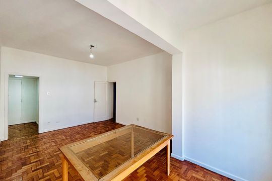 Sala de apartamento à venda com 2 quartos, 110m² em Lagoa, Rio de Janeiro