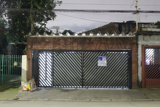 Fachada de casa à venda com 4 quartos, 120m² em Fundação, São Caetano do Sul
