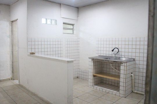 Cozinha 2 de casa à venda com 4 quartos, 120m² em Fundação, São Caetano do Sul