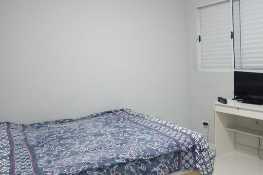 Quarto de casa à venda com 6 quartos, 125m² em Campo Limpo, São Paulo