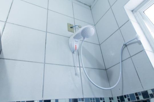 Banheiro Social de apartamento à venda com 2 quartos, 89m² em Rebouças, Curitiba