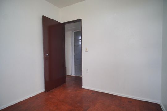 Quarto 2 de apartamento para alugar com 2 quartos, 25m² em Cohab, Sapucaia do Sul