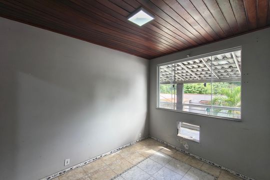 Casa à venda com 3 quartos, 100m² em Anil, Rio de Janeiro