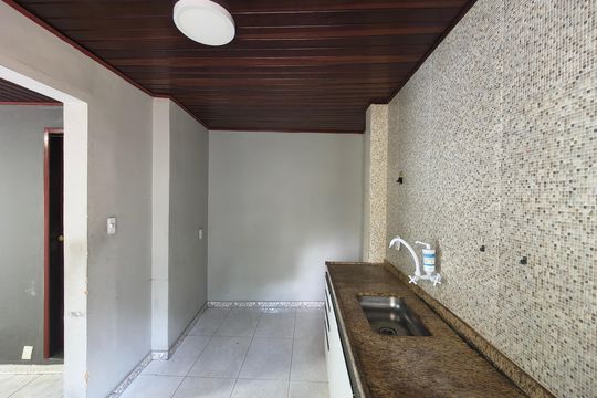 Casa à venda com 3 quartos, 100m² em Anil, Rio de Janeiro