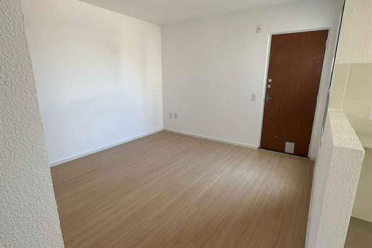 Sala de apartamento para alugar com 2 quartos, 50m² em Santa Cruz, Rio de Janeiro