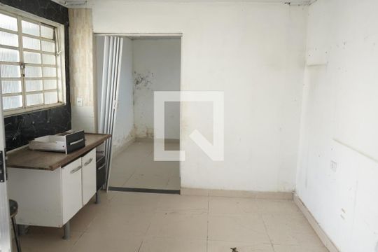Casa para alugar com 6 quartos, 500m² em Vila Aricanduva, São Paulo