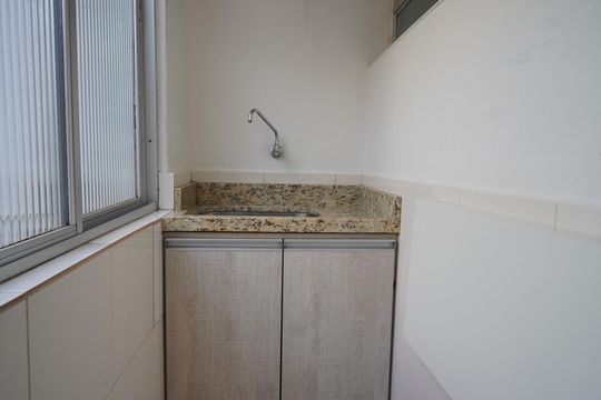 Área de Serviço de apartamento à venda com 2 quartos, 62m² em São João, Porto Alegre