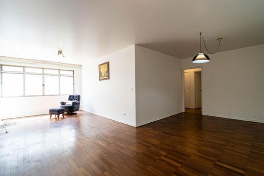 Apartamento para alugar com 3 quartos, 128m² em Jardim Paulista, São Paulo