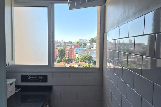 Área de serviço de apartamento para alugar com 2 quartos, 52m² em Vila Santana, São Paulo