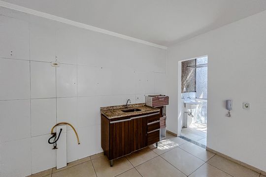 Cozinha de apartamento para alugar com 1 quarto, 40m² em Vila Matilde, São Paulo