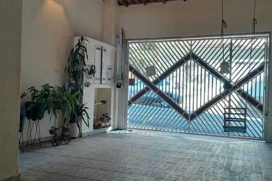 Garagem de casa à venda com 6 quartos, 224m² em Santo Antônio, São Caetano do Sul