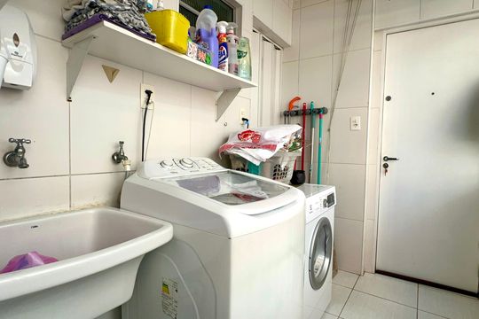 Área de Serviço de apartamento à venda com 3 quartos, 100m² em Jardim Paulista, São Paulo