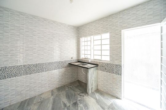 Cozinha de casa de condomínio para alugar com 1 quarto, 40m² em Vila Carrão, São Paulo