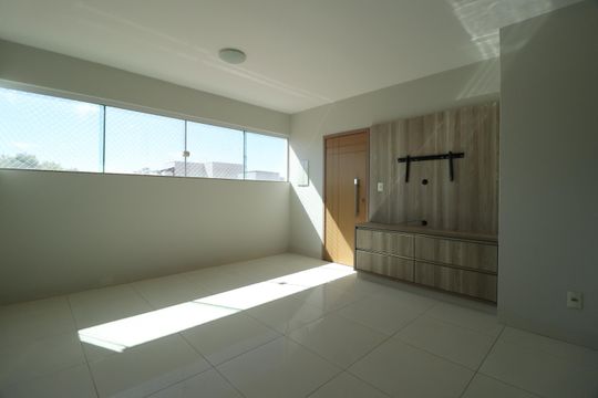 Apartamento para alugar com 2 quartos, 62m² em Santa Mônica, Uberlândia