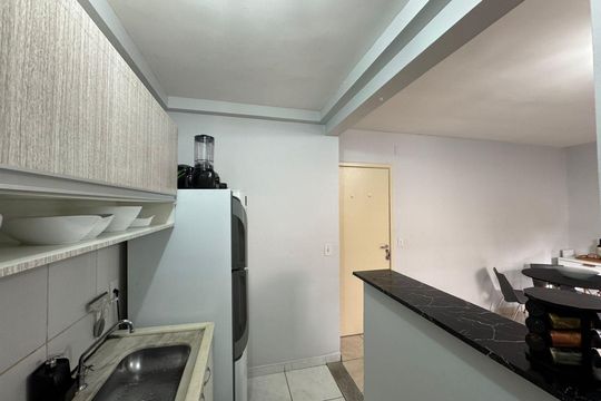 Cozinha de apartamento à venda com 2 quartos, 60m² em Setor Negrão de Lima, Goiânia