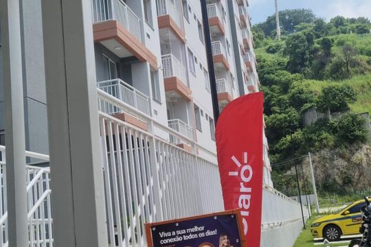 Fachada de apartamento à venda com 2 quartos, 47m² em Bonsucesso, Rio de Janeiro