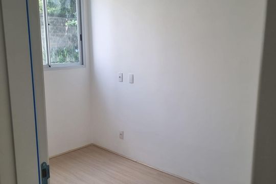 Quarto de apartamento à venda com 2 quartos, 47m² em Bonsucesso, Rio de Janeiro