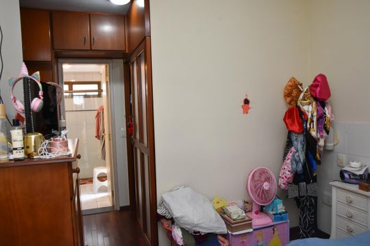Suite  de apartamento para alugar com 3 quartos, 225m² em Vila Arens, Jundiaí