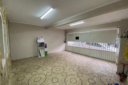 Garagem de casa à venda com 3 quartos, 194m² em Parque Gerassi, Santo André