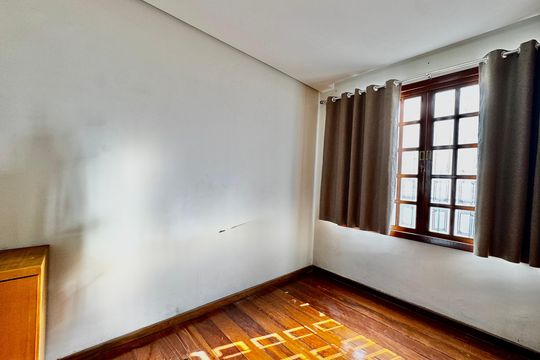 Casa à venda com 3 quartos, 268m² em Carlos Prates, Belo Horizonte