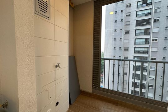 Área de Serviço de apartamento para alugar com 2 quartos, 67m² em Alphaville Empresarial, Barueri