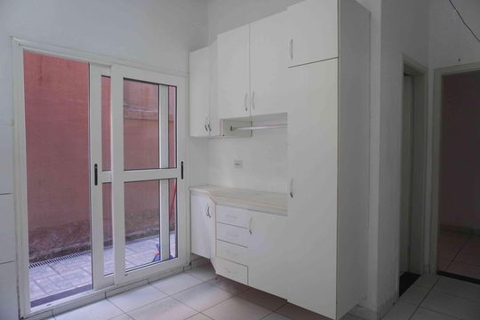 Área de Serviço de casa de condomínio para alugar com 2 quartos, 360m² em Morada dos Pássaros, Barueri