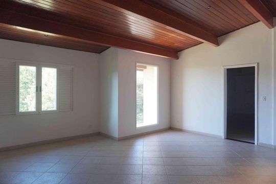 Piso Superior de casa de condomínio para alugar com 2 quartos, 360m² em Morada dos Pássaros, Barueri