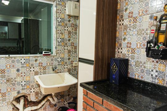Área de Serviço de casa para alugar com 3 quartos, 200m² em Vila Cavaton, São Paulo