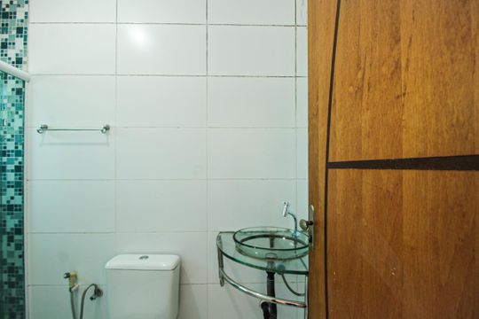 Banheiro da Suíte de casa para alugar com 3 quartos, 200m² em Vila Cavaton, São Paulo