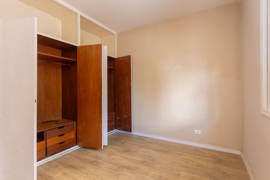 Quarto 2 de casa para alugar com 4 quartos, 270m² em Jardim Guarapiranga, São Paulo