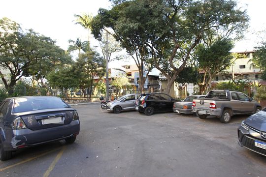 vaga garagem de apartamento à venda com 3 quartos, 80m² em Nova Gameleira, Belo Horizonte