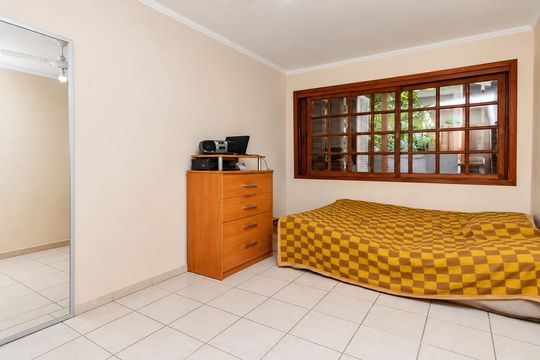 Quarto 1 de apartamento à venda com 1 quarto, 50m² em Menino Deus, Porto Alegre