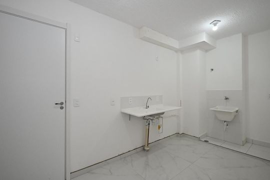 Cozinha de apartamento à venda com 2 quartos, 37m² em Vila Andrade, São Paulo